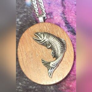 Vintage Avon " Anglers" Necklace